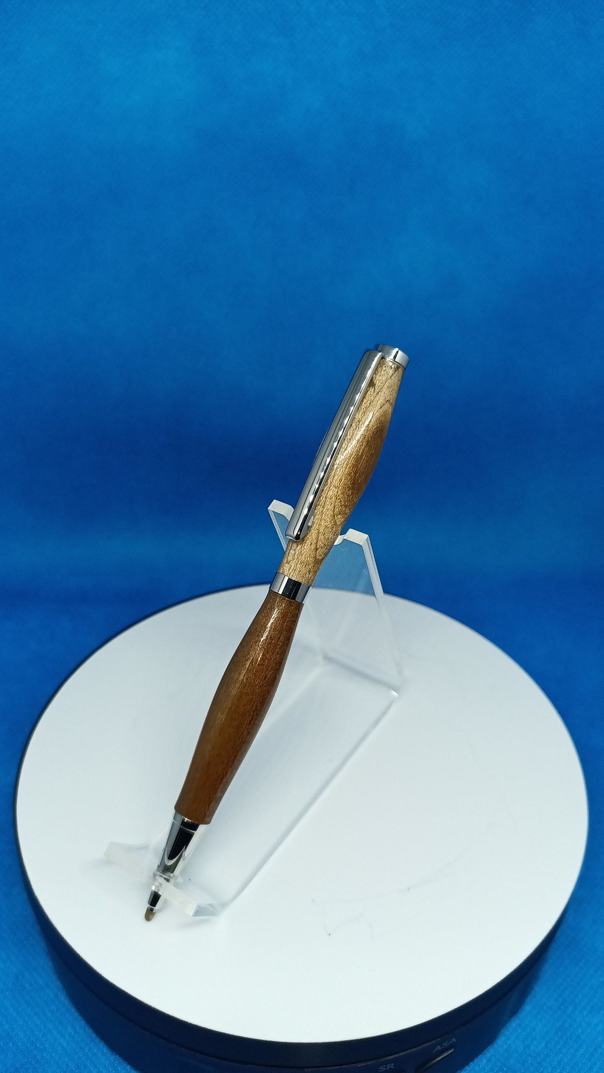 Slim Designer Pen / Cherry Wood