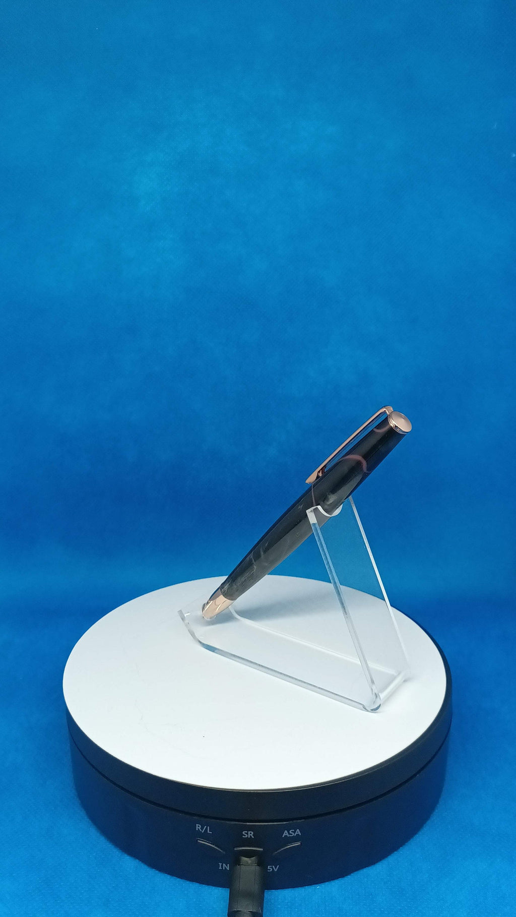 Acrylic Straight Twist Pen