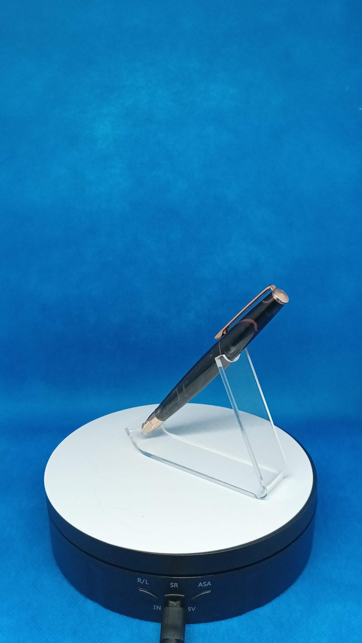 Acrylic Straight Twist Pen