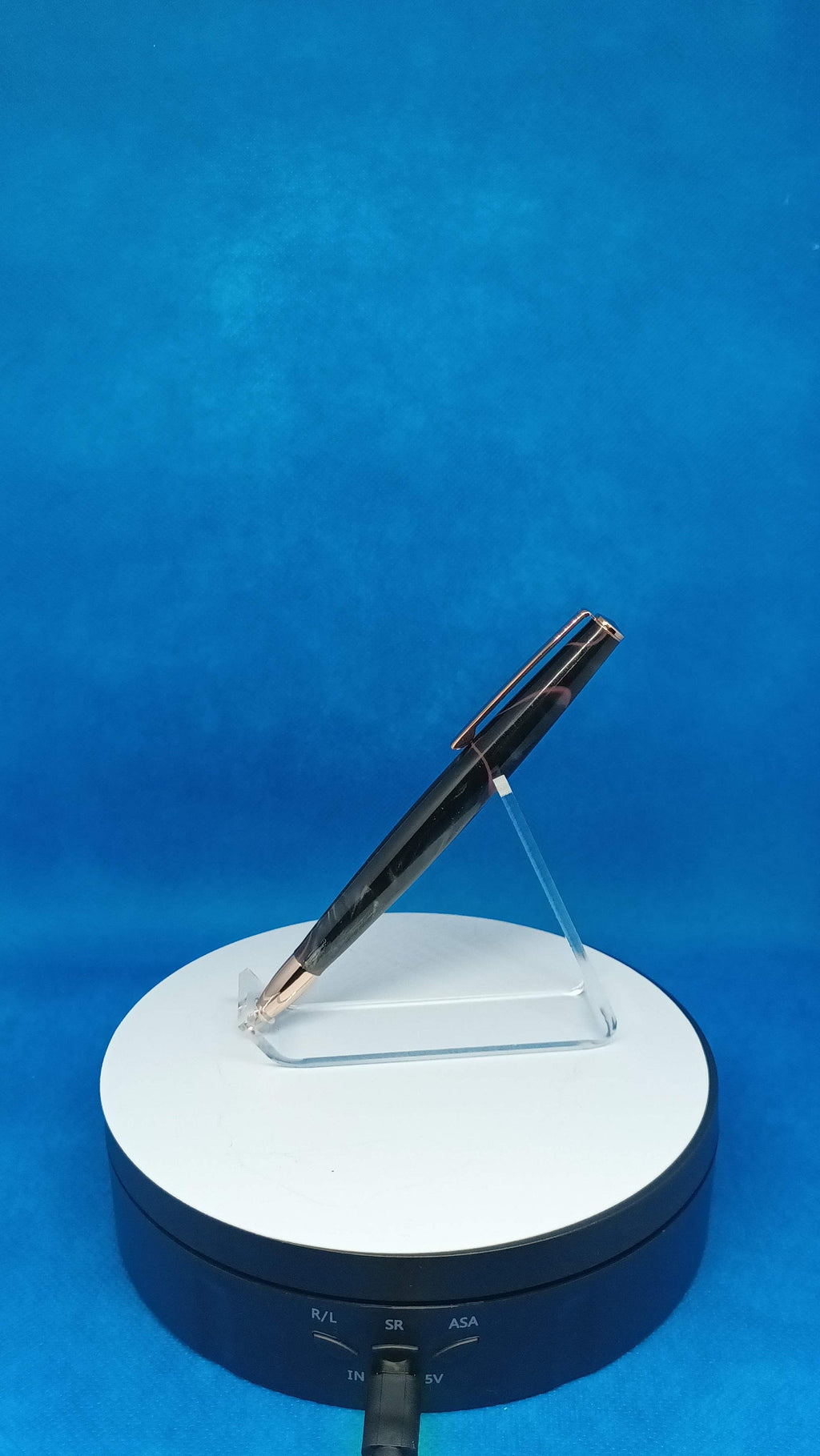 Acrylic Straight Twist Pen