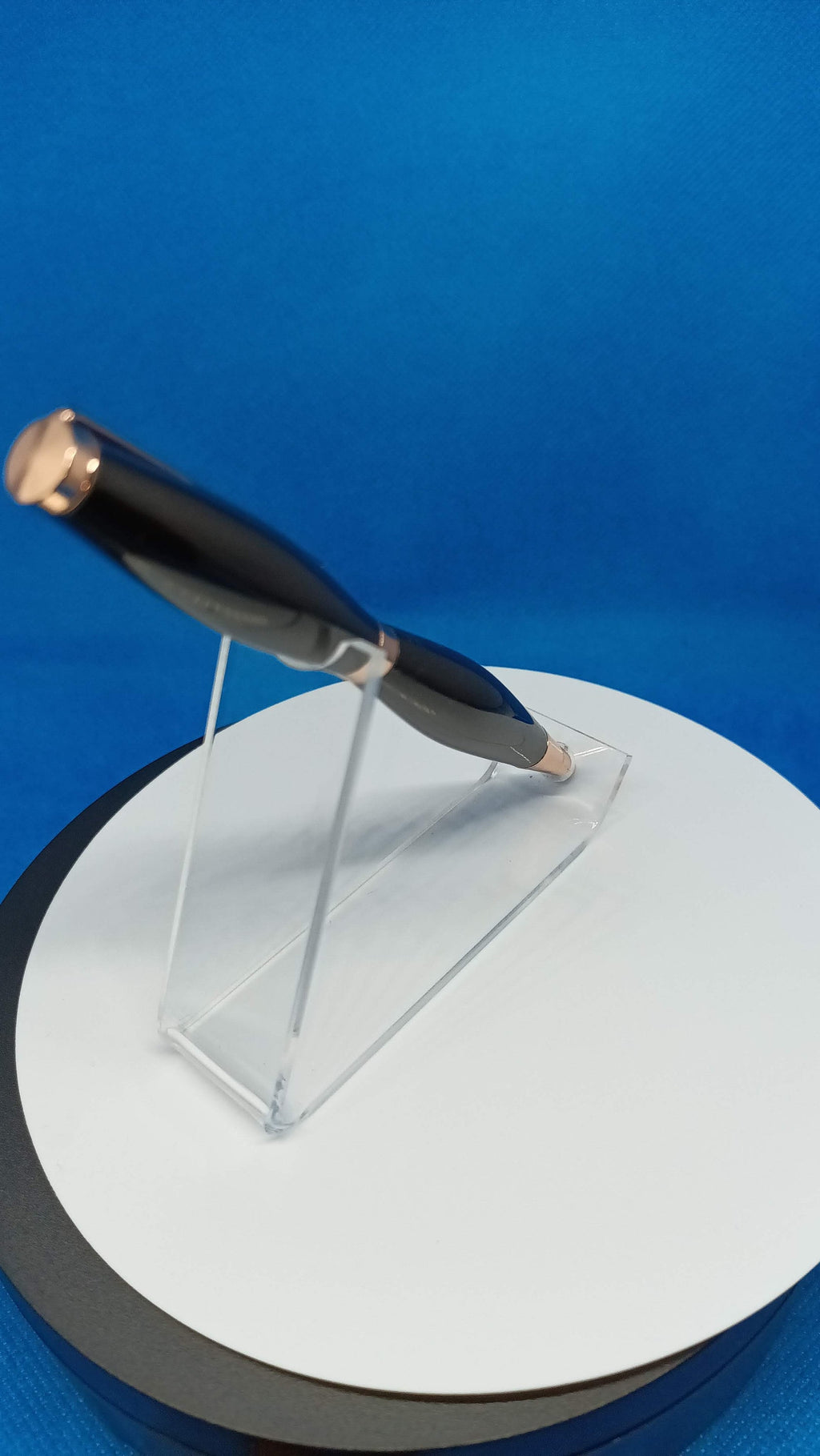 Twist Pen Acrylic Black with grey streaks