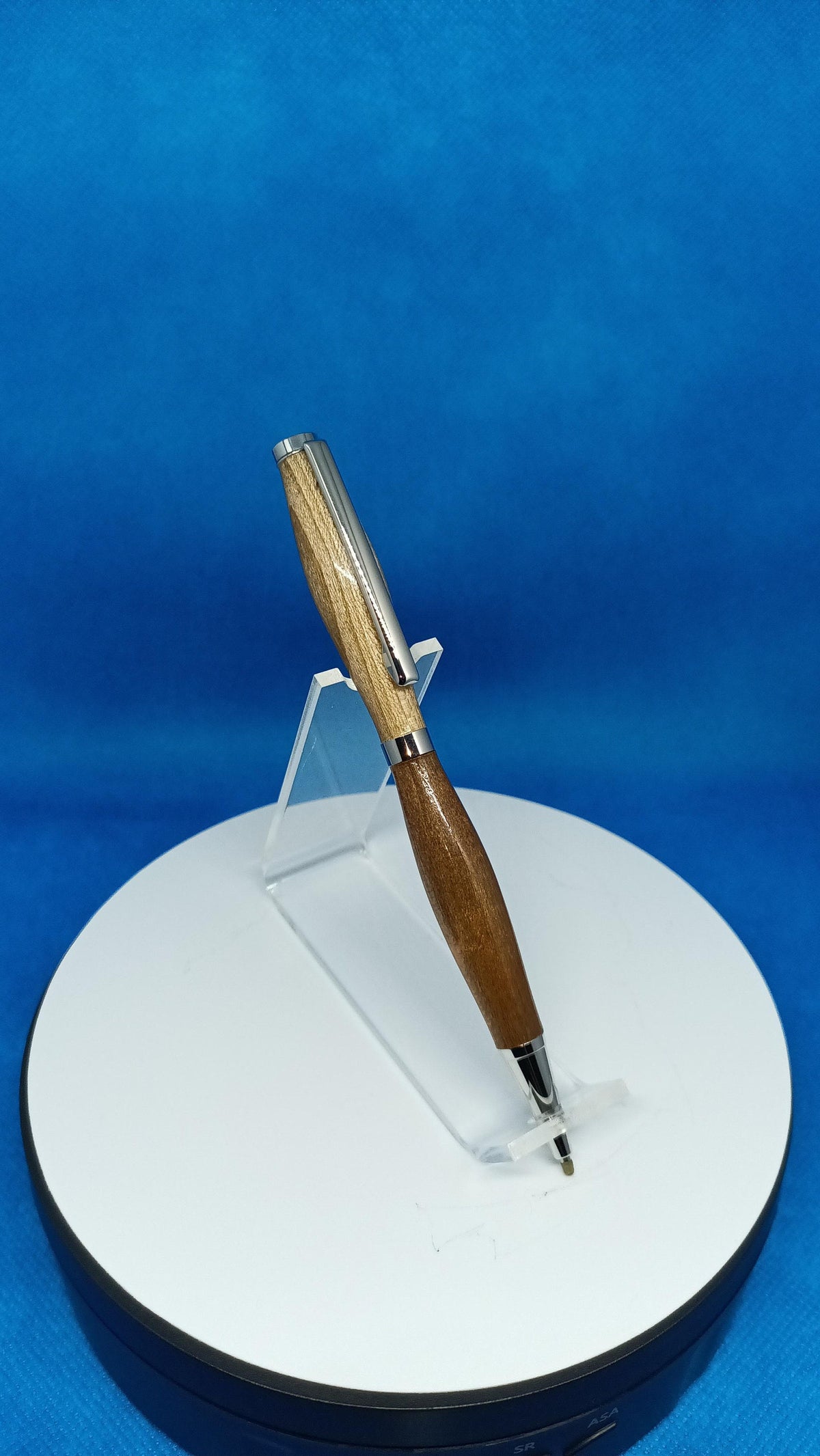 Slim Designer Pen / Cherry Wood