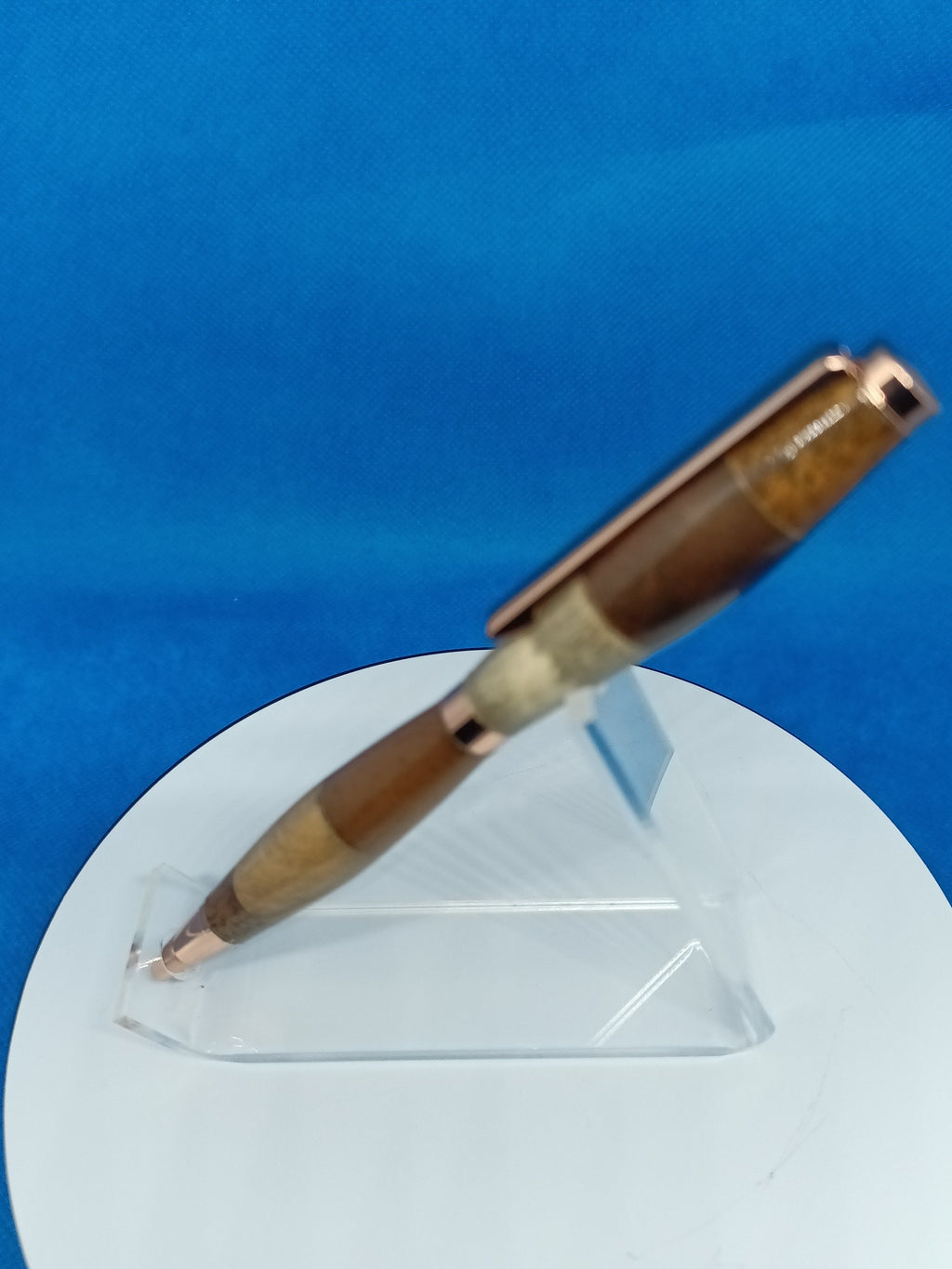 Hybrid Twist Pen Coconut Wood, Claro Walnut, Spalted Maple and bleached Purpleheart!