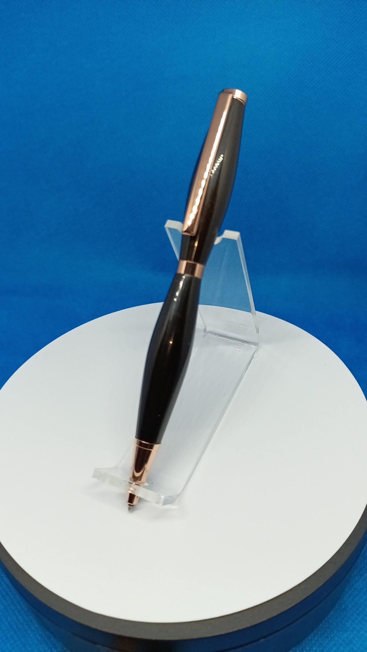 Twist Pen Acrylic Black with grey streaks