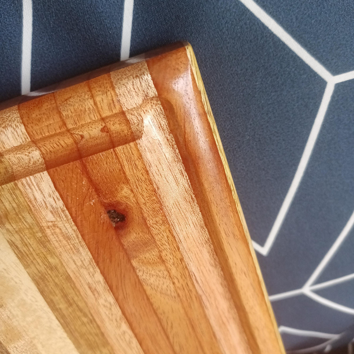 Handmade Hardwood Cutting Board: 14x8.25x1 inch