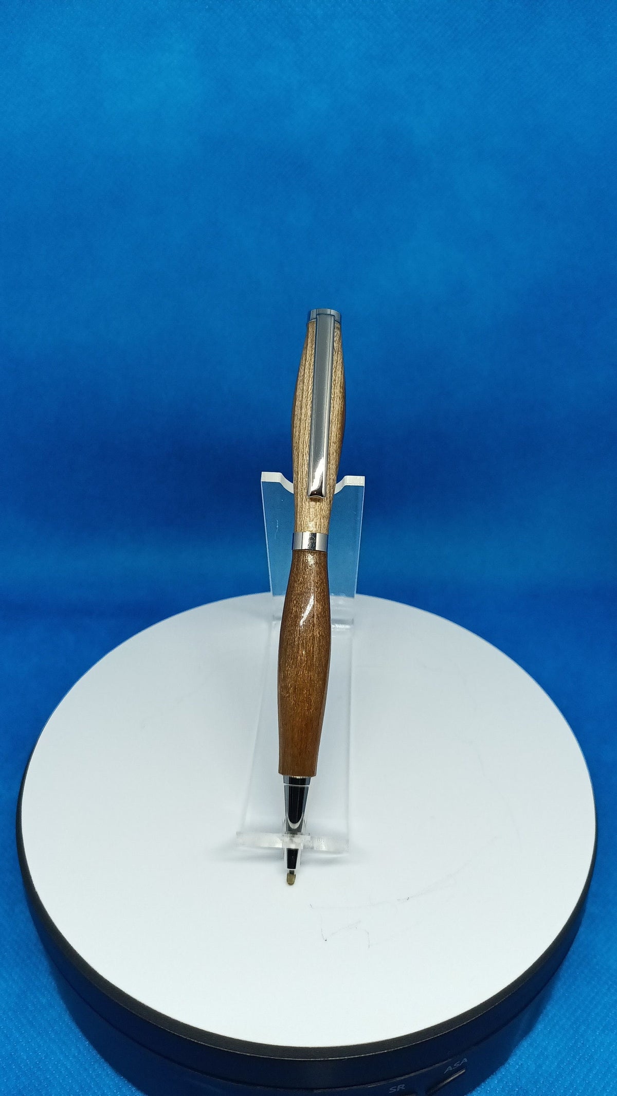 Slim Designer Pen / Cherry Wood