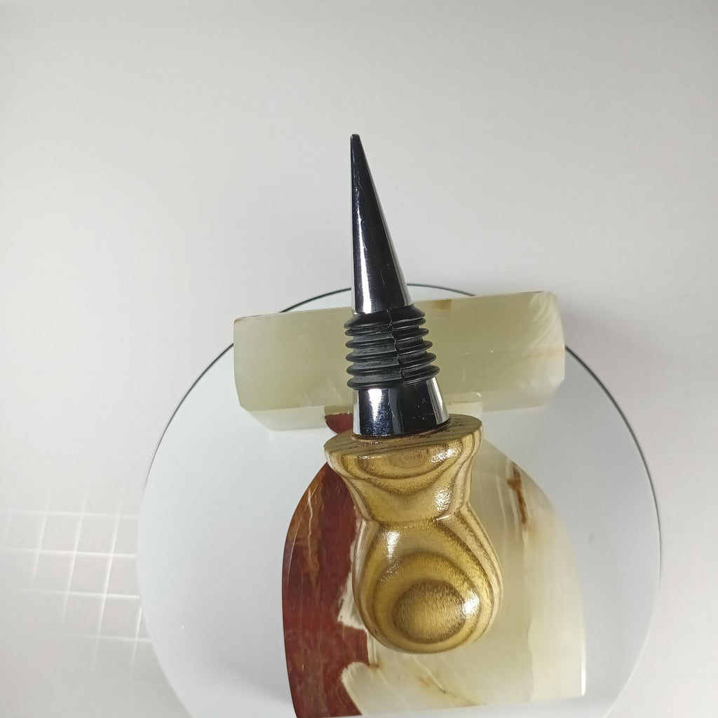 Sassafras Wine Stopper