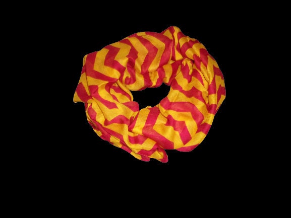 Chevron 100% Polyester Infinity 34in x 28in