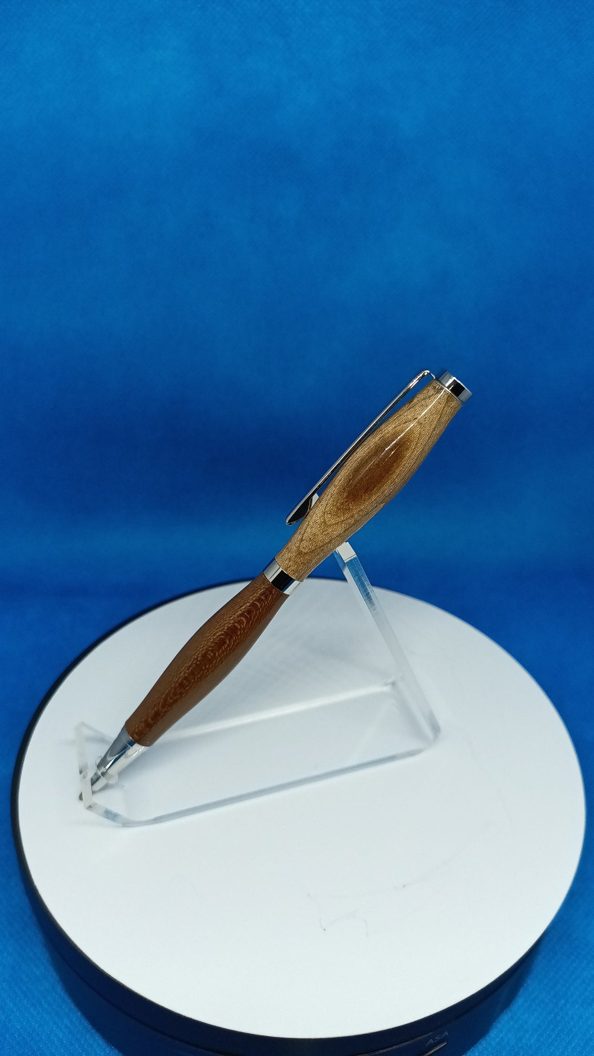 Slim Designer Pen / Cherry Wood