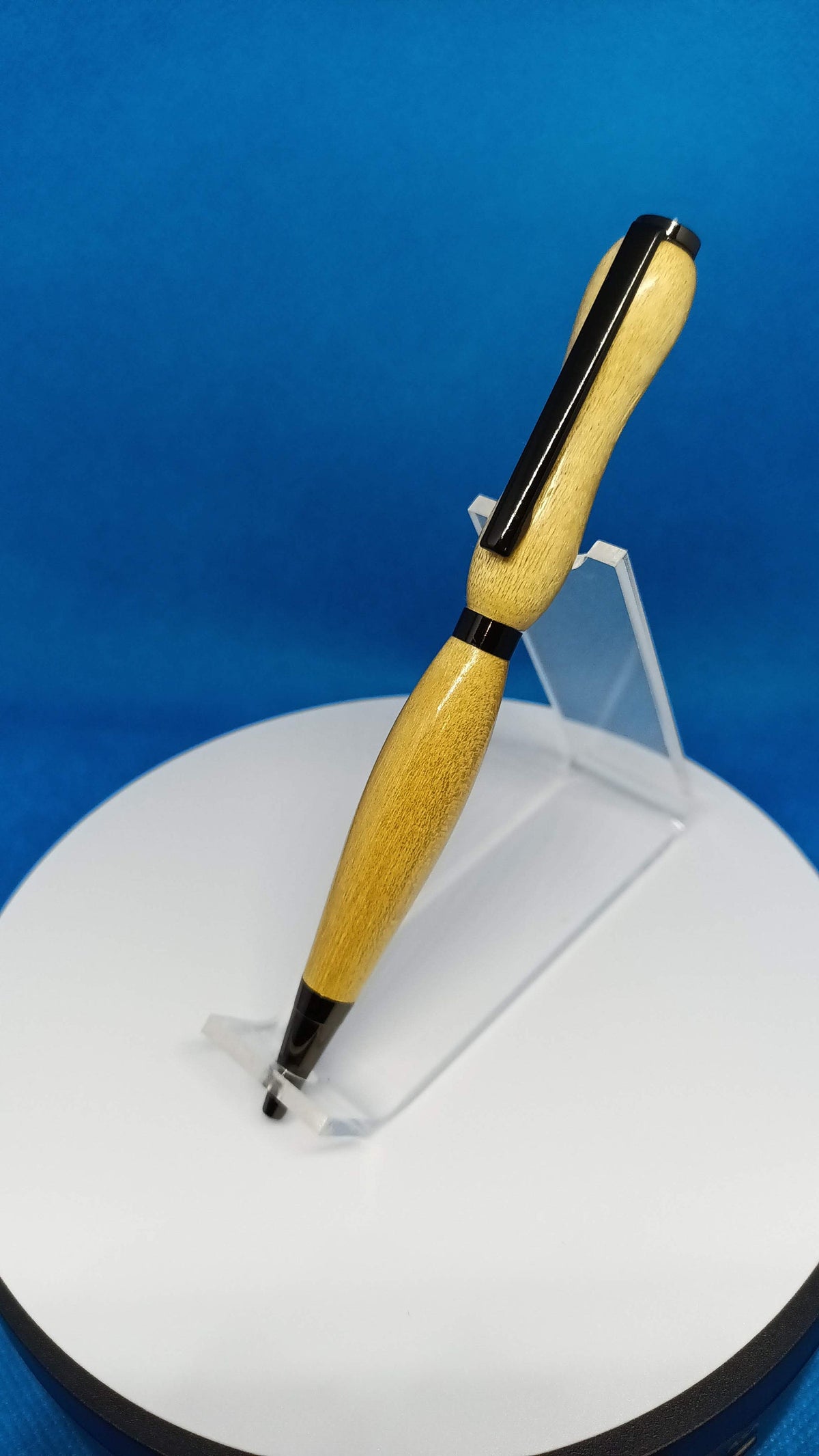 Twist Pen Yellow Heart