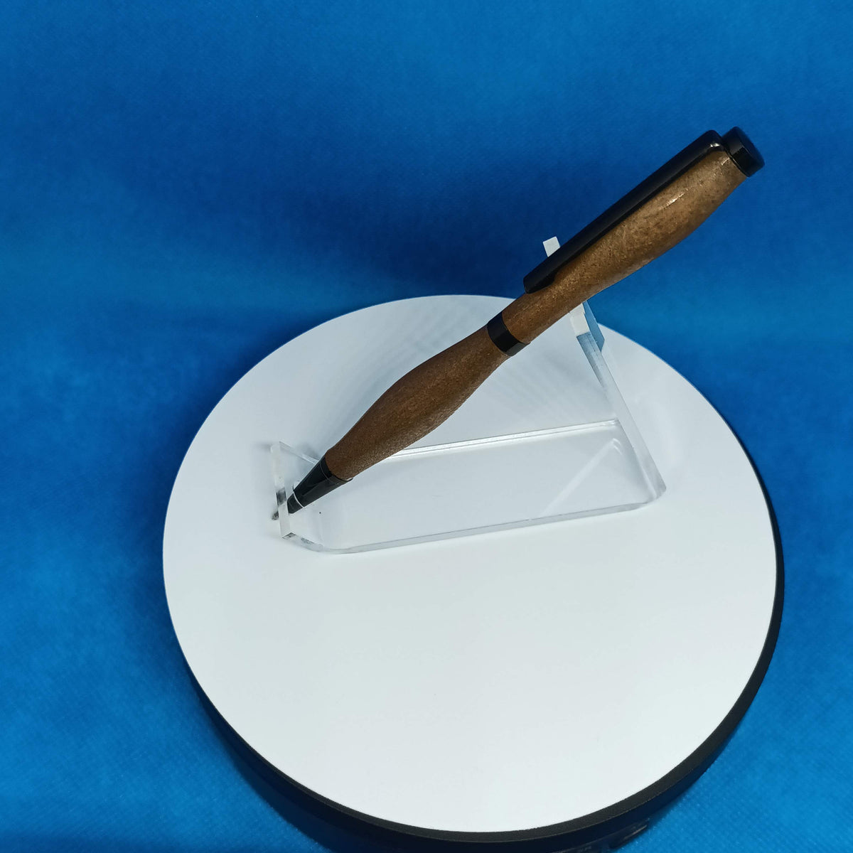 Hand-Turned Claro Walnut Twist Pen – Exotic Wood Rollerball Pen