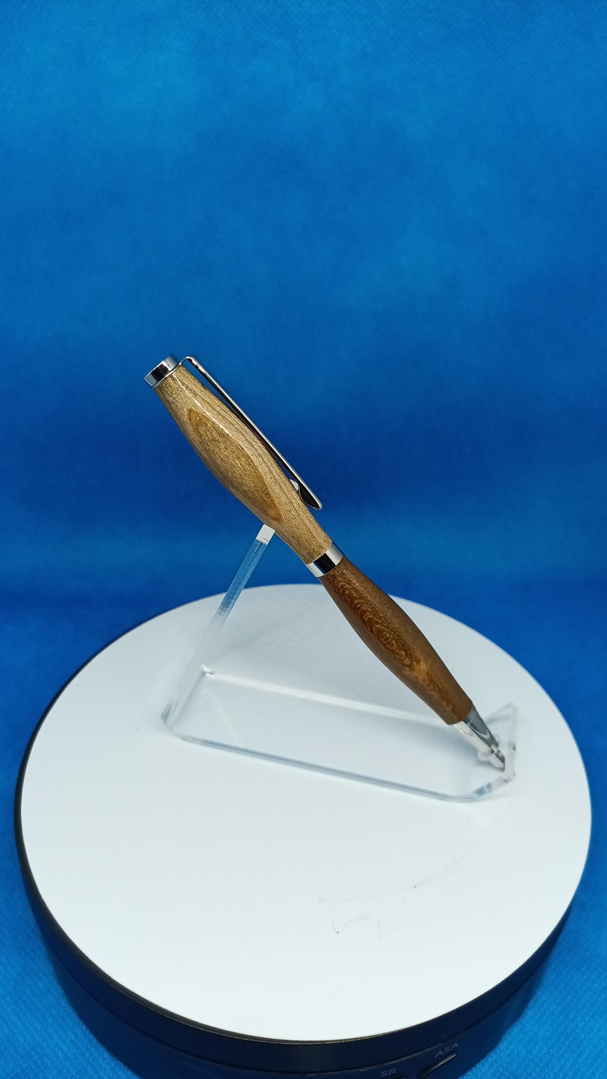 Slim Designer Pen / Cherry Wood